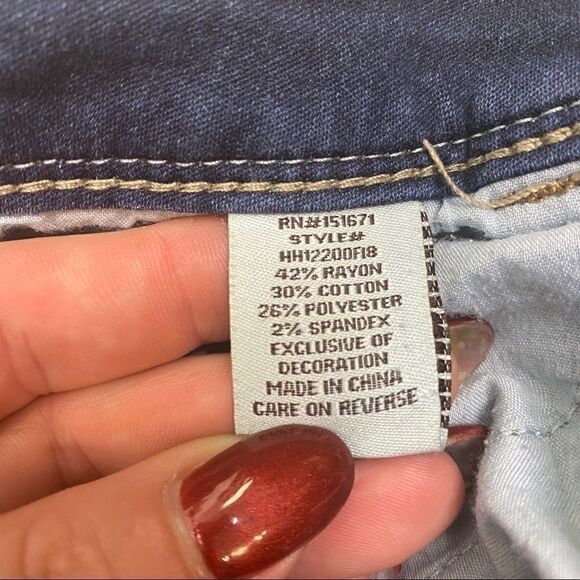 Harmony & Havoc | Skinny Stretch Jeans - Picture 8 of 8